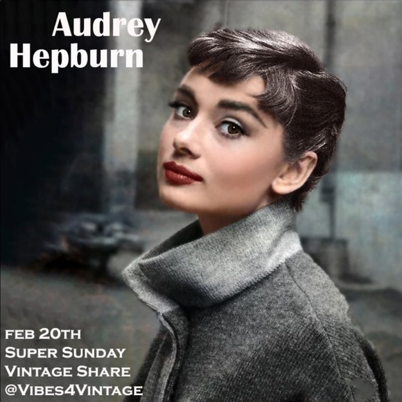 MEMBER Vintage Share Group on POSHMARK! Come SHOP WITH US OR JOIN TODAY! - Picture 3 of 13